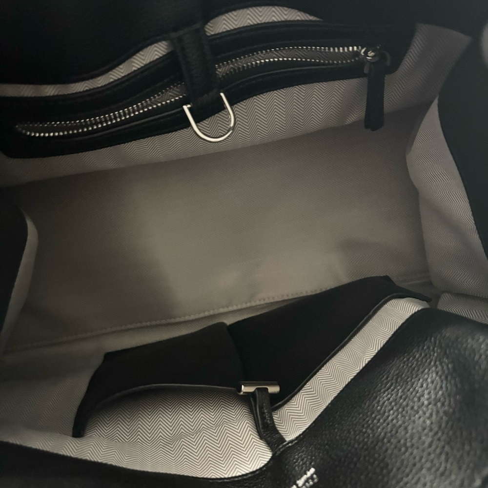 The Row Replica Black Leather Shoulder Bag - Picture 6 of 16
